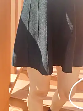 shaoshao-7758 online show from October 27, 2025, 4:02 am