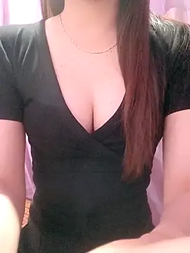 CherryBeii online show from May 5, 2026, 9:40 pm