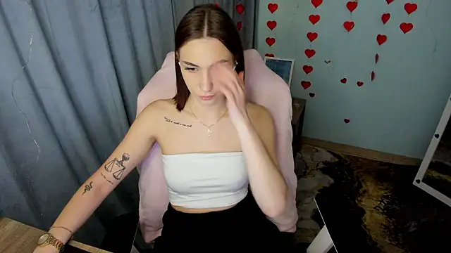 Bella Night4 online show from March 20, 2026, 1:45 pm