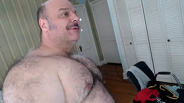 Snapshot of bullmusclejoe chatting on January 18, 2026, 6:11 pm bullmusclejoe online show from January 18, 2026, 6:11 pm