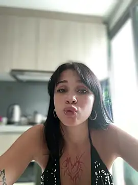 Snapshot of VendiMur chatting on April 16, 2026, 1:17 am VendiMur online show from April 16, 2026, 1:17 am