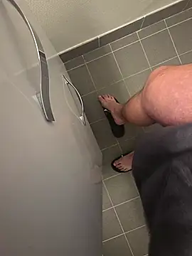 NuclearValue40 online show from February 8, 2026, 5:21 pm