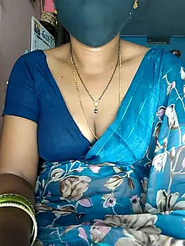 Snapshot of SindhuHappy chatting on May 5, 2026, 11:41 pm SindhuHappy online show from May 5, 2026, 11:41 pm