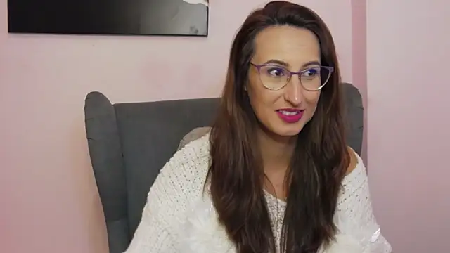 Snapshot of LysAd chatting on December 19, 2025, 4:42 pm LysAd online show from December 19, 2025, 4:42 pm