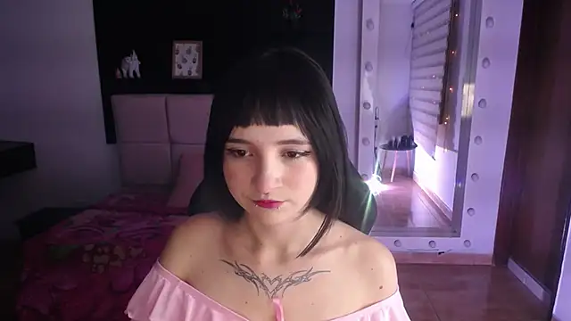 Snapshot of _Charlotte_Collins_ chatting on January 15, 2026, 2:42 pm Charlotte Collins online show from January 15, 2026, 2:42 pm