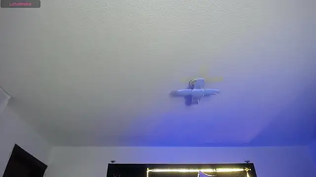 Snapshot of _Charlotte_Collins_ chatting on March 7, 2026, 2:11 pm Charlotte Collins online show from March 7, 2026, 2:11 pm