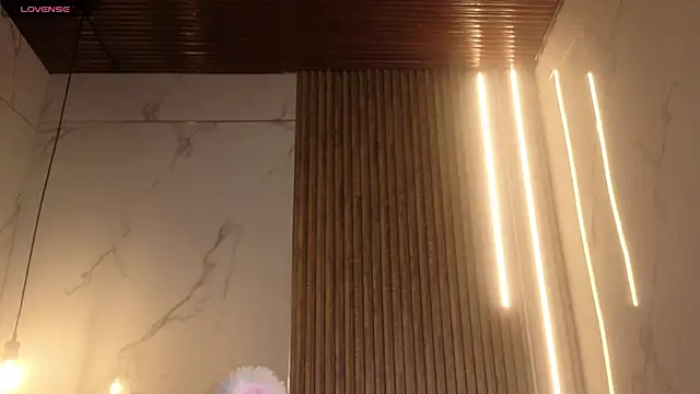 Snapshot of _Charlotte_Collins_ chatting on March 20, 2026, 2:40 pm Charlotte Collins online show from March 20, 2026, 2:40 pm