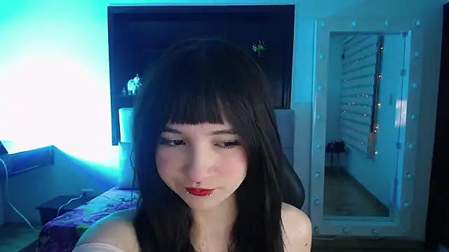 Snapshot of _Charlotte_Collins_ chatting on February 7, 2026, 2:47 pm Charlotte Collins online show from February 7, 2026, 2:47 pm