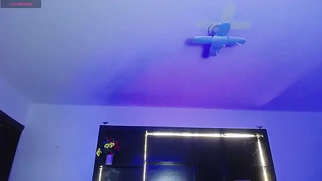 Snapshot of _Charlotte_Collins_ chatting on February 13, 2026, 3:23 pm Charlotte Collins online show from February 13, 2026, 3:23 pm