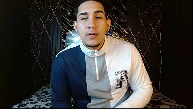 massimo vidal  online show from February 7, 2026, 12:02 pm