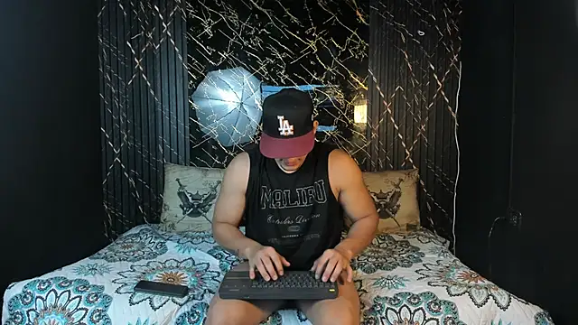 massimo vidal  online show from February 28, 2026, 10:48 am