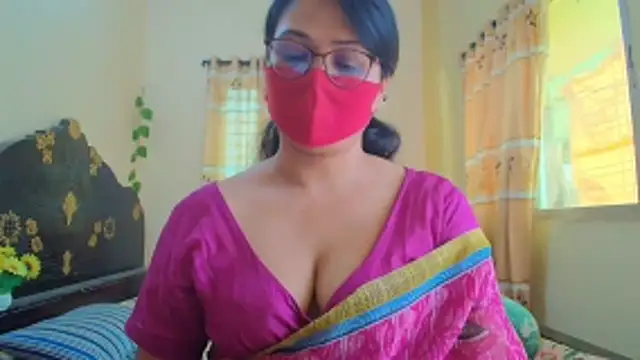 Elena cruz5 online show from May 8, 2026, 4:05 am