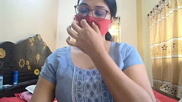 Elena cruz5 online show from June 30, 2026, 4:45 am