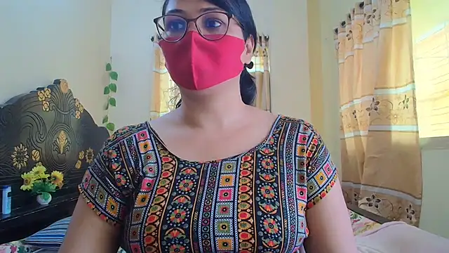 Elena cruz5 online show from May 25, 2026, 5:07 am
