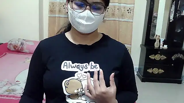 Snapshot of Elena_cruz5 chatting on November 30, 2025, 12:17 pm Elena cruz5 online show from November 30, 2025, 12:17 pm