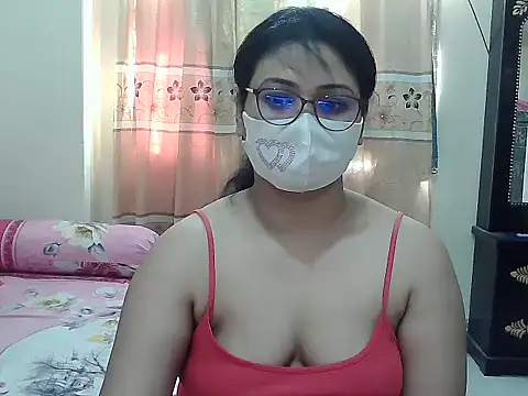 Snapshot of Elena_cruz5 chatting on November 8, 2025, 1:09 am Elena cruz5 online show from November 8, 2025, 1:09 am