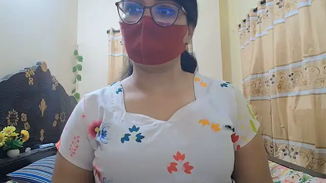 Elena cruz5 online show from May 20, 2026, 6:16 pm