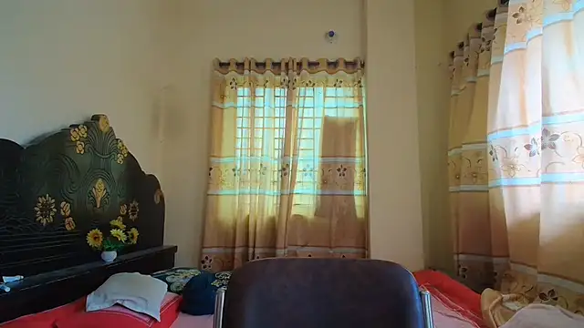 Elena cruz5 online show from July 5, 2026, 3:22 am