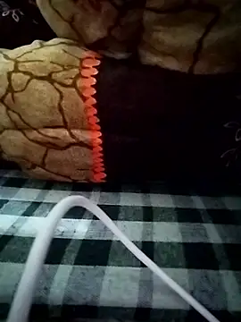 sexy  girls98 online show from November 30, 2025, 5:03 pm