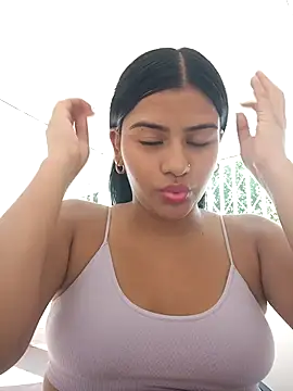 Snapshot of daringxxxhot chatting on September 15, 2025, 12:38 pm daringxxxhot online show from September 15, 2025, 12:38 pm