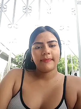 Snapshot of daringxxxhot chatting on September 11, 2025, 12:49 pm daringxxxhot online show from September 11, 2025, 12:49 pm