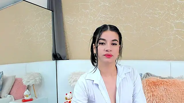 MiaDunoff online show from September 24, 2025, 9:21 pm