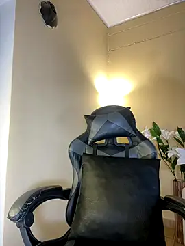 RedVelvet Dream online show from November 28, 2025, 9:15 pm