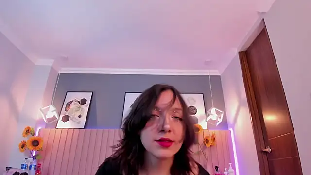 Snapshot of Nina_Ford chatting on July 16, 2026, 3:03 am Nina Ford online show from July 16, 2026, 3:03 am