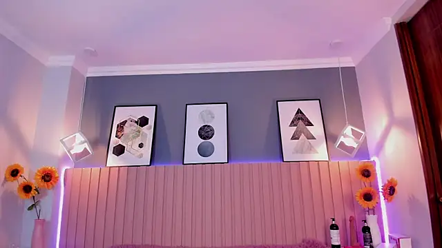 Snapshot of Nina_Ford chatting on March 14, 2026, 3:23 am Nina Ford online show from March 14, 2026, 3:23 am