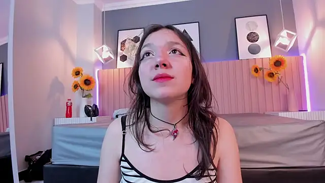 Snapshot of Nina_Ford chatting on April 11, 2026, 3:36 am Nina Ford online show from April 11, 2026, 3:36 am