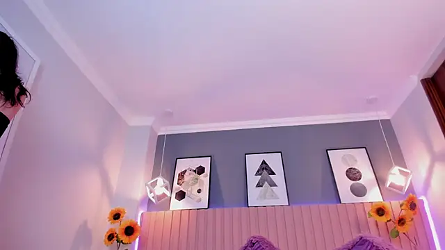 Snapshot of Nina_Ford chatting on April 10, 2026, 3:13 am Nina Ford online show from April 10, 2026, 3:13 am