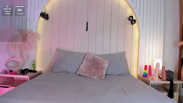 Snapshot of ALICESANDOVAL chatting on March 18, 2026, 11:46 am ALICESANDOVAL online show from March 18, 2026, 11:46 am