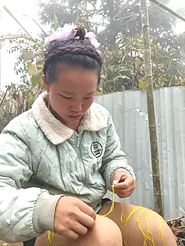 Snapshot of liu-liusexy chatting on December 15, 2025, 1:55 am liu-liusexy online show from December 15, 2025, 1:55 am