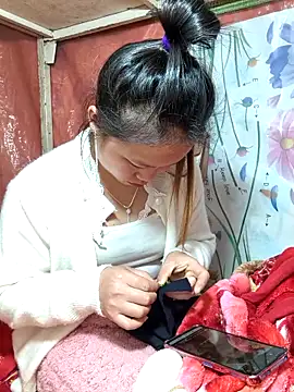 liu-liusexy online show from March 23, 2026, 3:01 pm