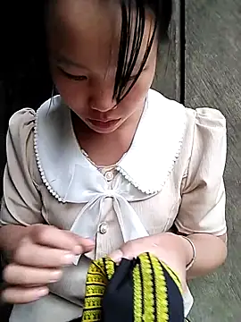 liu-liusexy online show from September 18, 2025, 3:20 am