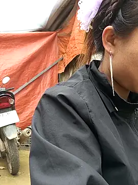 Snapshot of liu-liusexy chatting on December 23, 2025, 2:11 am liu-liusexy online show from December 23, 2025, 2:11 am