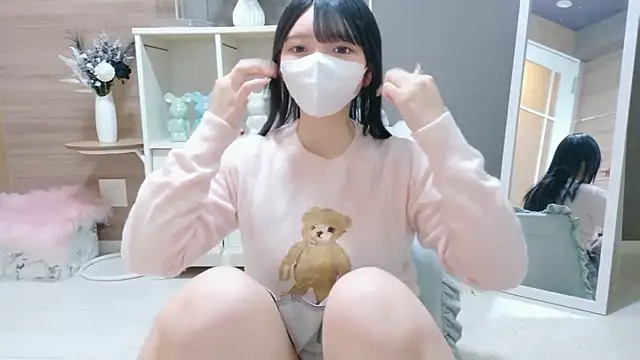 Snapshot of Riria-riri chatting on October 2, 2025, 12:19 pm Riria-riri online show from October 2, 2025, 12:19 pm