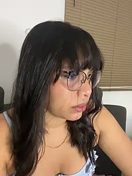 P A U L I N A  online show from February 6, 2026, 3:13 am