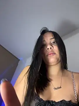 Snapshot of P_A_U_L_I_N_A_ chatting on December 4, 2025, 3:05 am P A U L I N A online show from December 4, 2025, 3:05 am