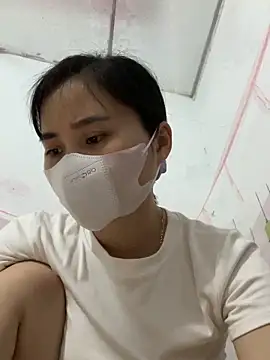 Snapshot of Zinsetka chatting on April 14, 2026, 3:44 am Zinsetka online show from April 14, 2026, 3:44 am