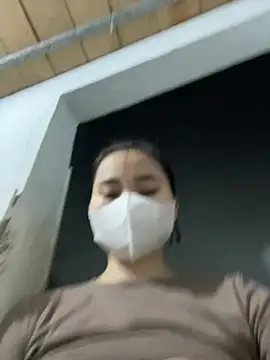 Snapshot of Zinsetka chatting on April 9, 2026, 6:25 pm Zinsetka online show from April 9, 2026, 6:25 pm