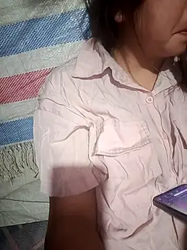 Snapshot of AnHa19 chatting on April 13, 2026, 9:52 pm AnHa19 online show from April 13, 2026, 9:52 pm