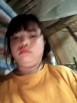 Snapshot of AnHa19 chatting on April 8, 2026, 10:33 pm AnHa19 online show from April 8, 2026, 10:33 pm