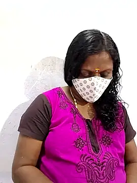 Snapshot of umashreetamil chatting on October 26, 2025, 3:01 pm umashreetamil online show from October 26, 2025, 3:01 pm