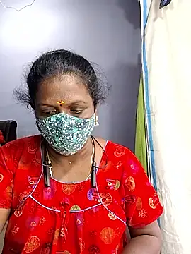 Snapshot of umashreetamil chatting on November 22, 2025, 5:17 am umashreetamil online show from November 22, 2025, 5:17 am