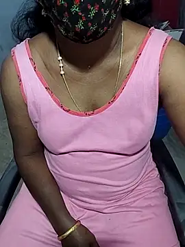 Snapshot of umashreetamil chatting on September 9, 2025, 4:44 am umashreetamil online show from September 9, 2025, 4:44 am