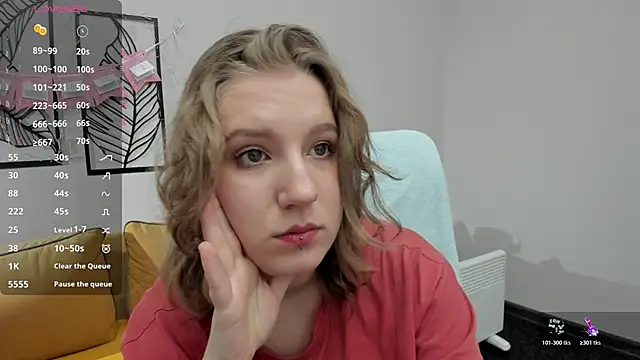 Hailey Foxy online show from February 20, 2026, 12:18 pm