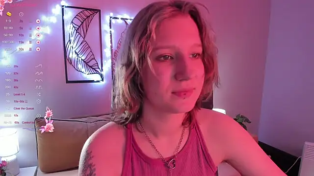 Hailey Foxy online show from November 26, 2025, 8:58 am