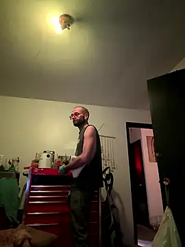 hungspundick1 online show from January 14, 2026, 8:51 am