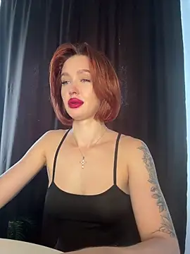 Snapshot of LittleFox___ chatting on July 6, 2026, 7:15 am LittleFox online show from July 6, 2026, 7:15 am